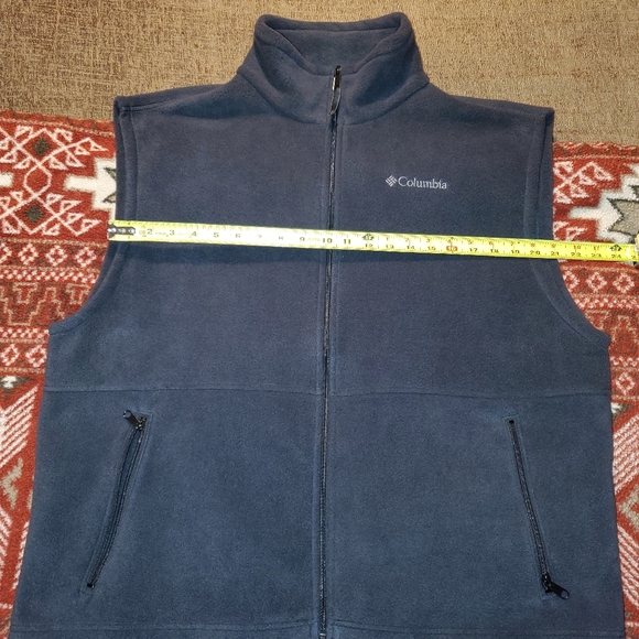 Columbia Sportswear fleece vest - Picture 2 of 7